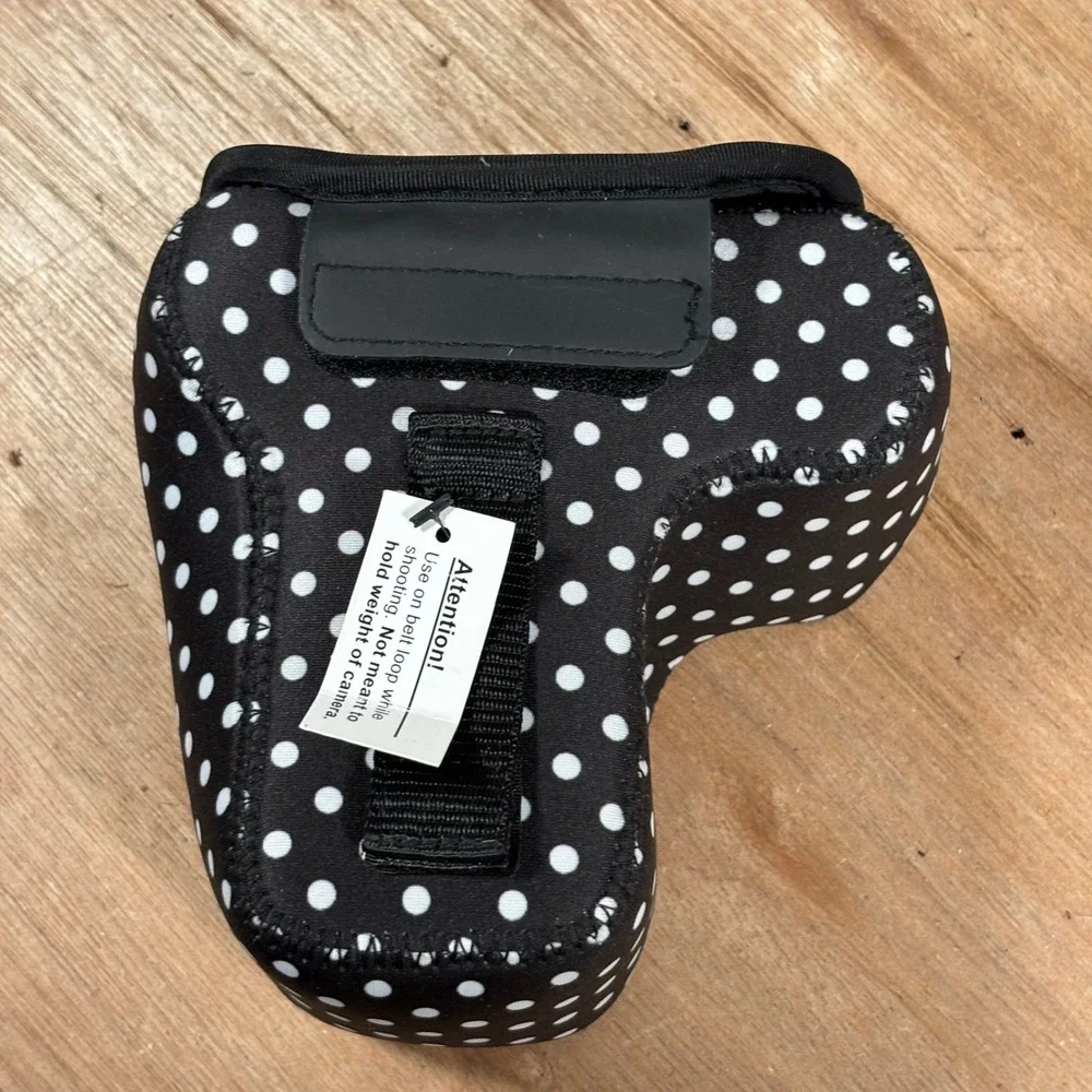USA GEAR FlexArmor DSLR Camera Case Sleeve Polka Dot Neoprene Protective Bag